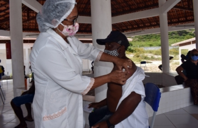 SMS de Assunção do Piauí divulga cronograma de vacinação contra Gripe e Covid-19 